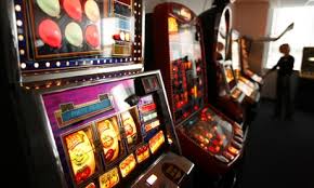 GIOCO D’AZZARDO: LANZARIN, “CON GLI STOP OBBLIGATORI IL VENETO AIUTA I COMUNI A LIMITARE ULTERIORMENTE LA PIAGA DELLE SLOT